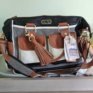 Itzy Riyzy Triple Threat Diaper Bag